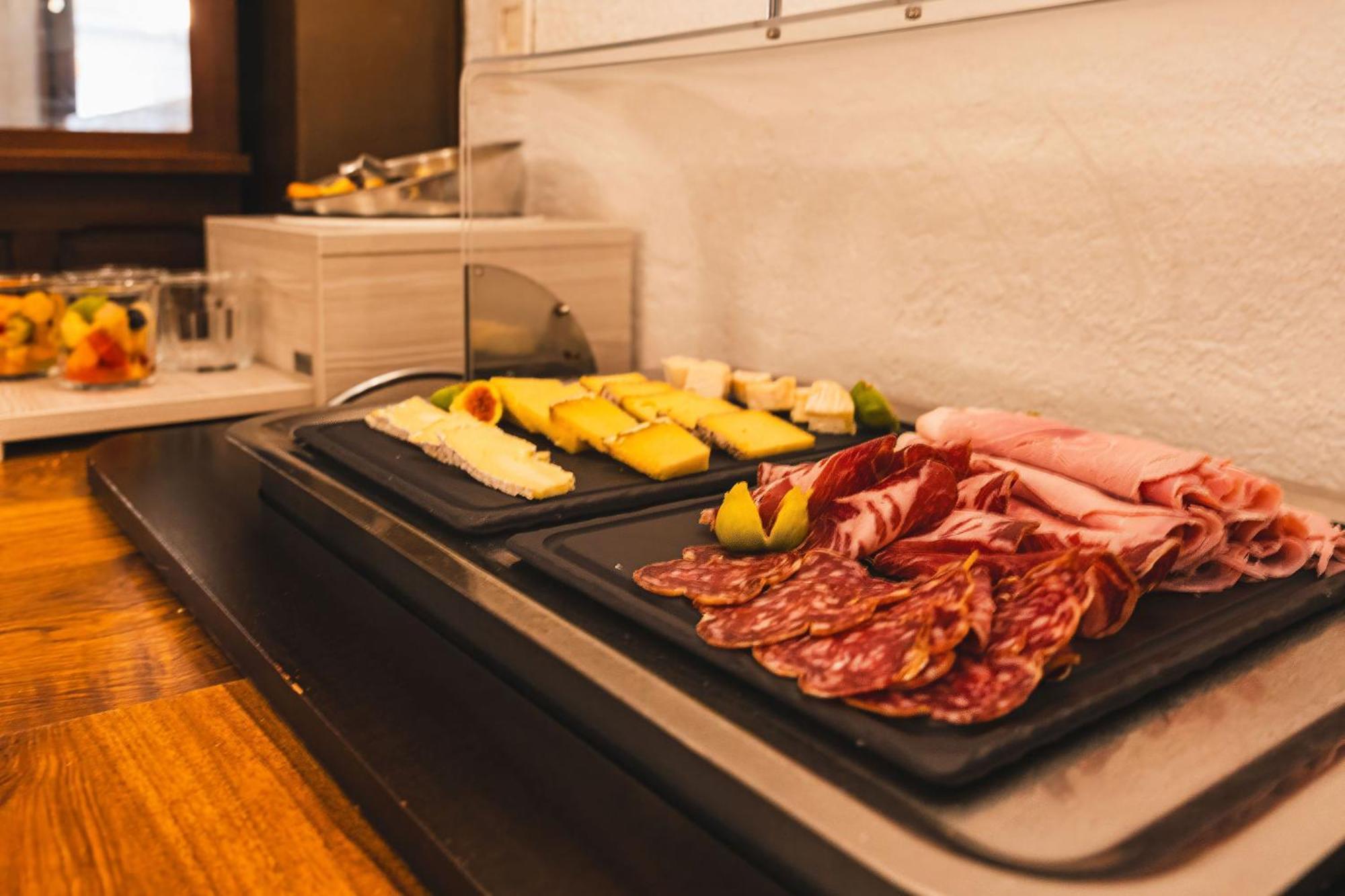 Hotel Logis Hotel Restaurant Le Pradinas Anduze