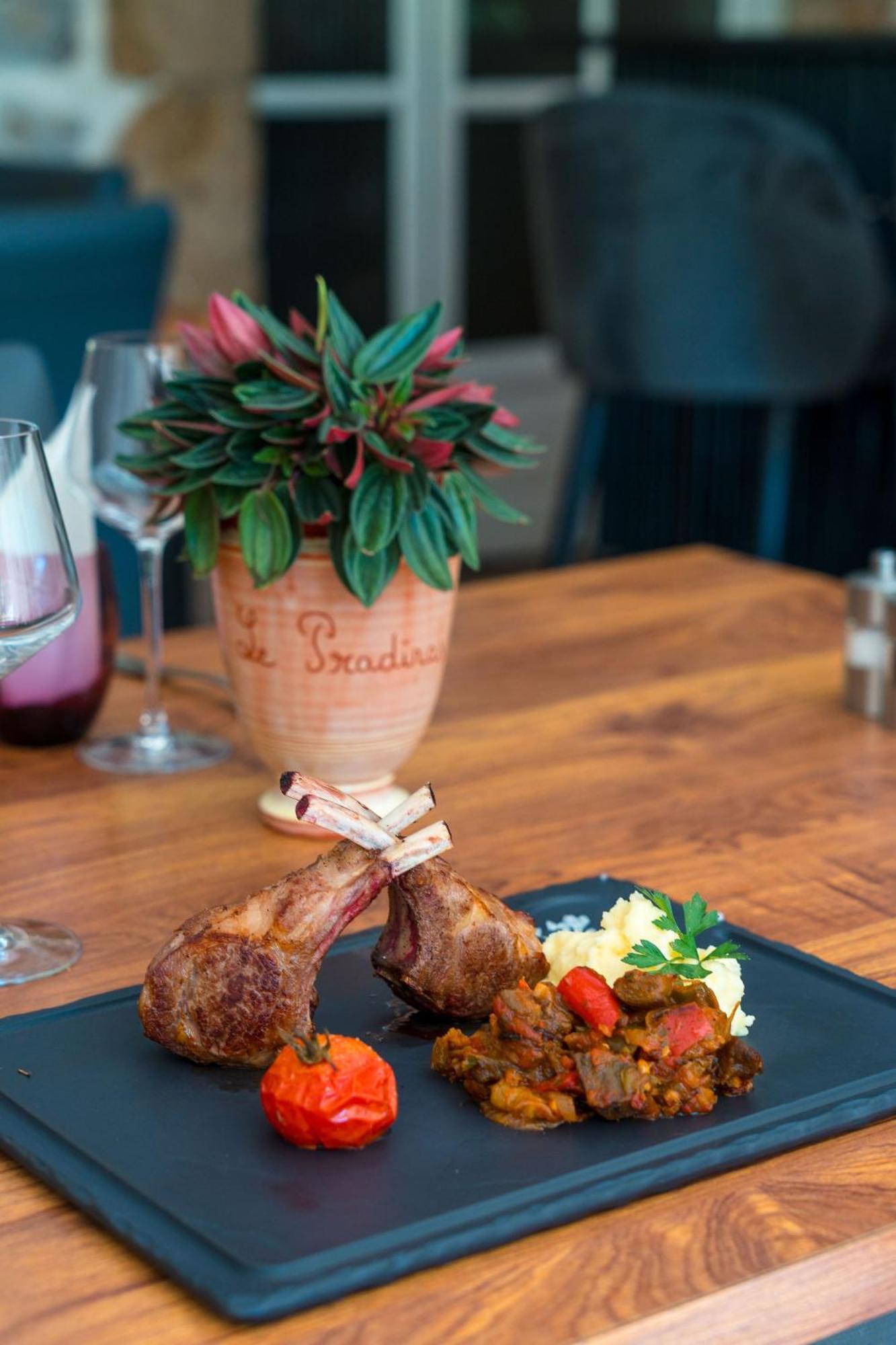 Logis Hotel Restaurant Le Pradinas 3* Anduze