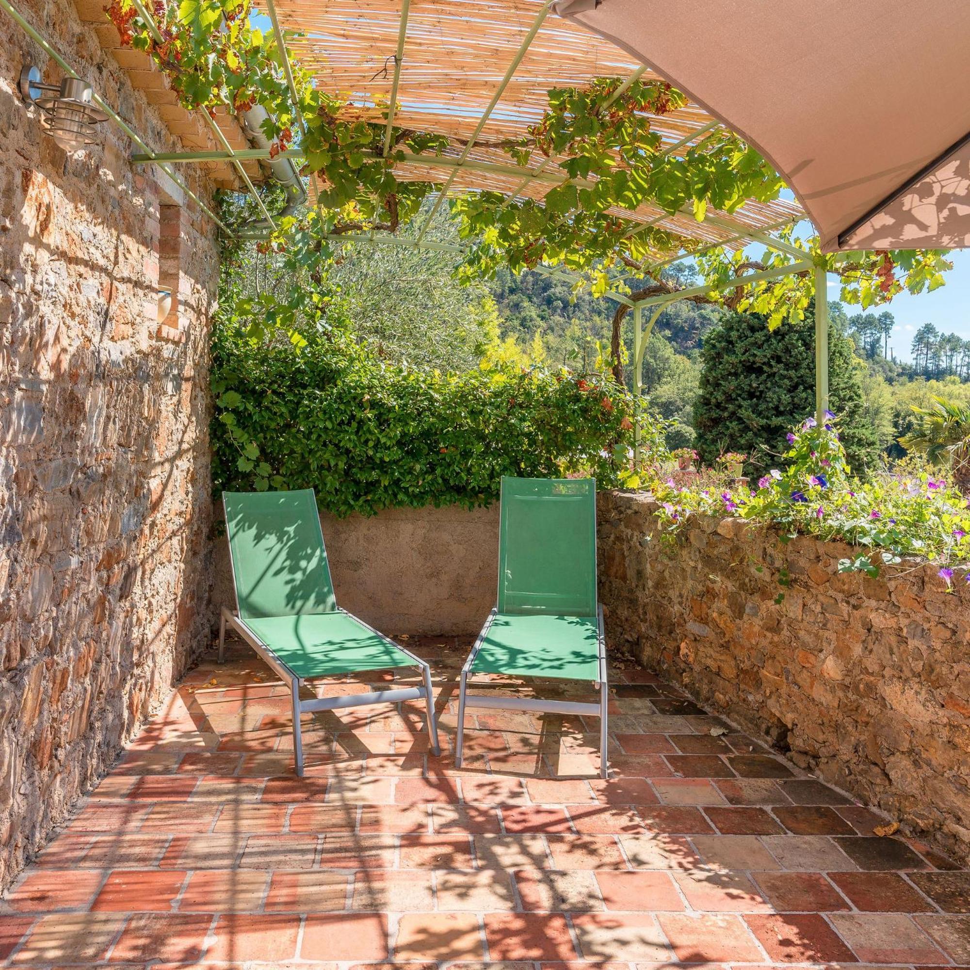 Logis Hotel Restaurant Le Pradinas Hotel