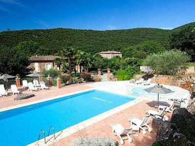 Logis Hotel Restaurant Le Pradinas